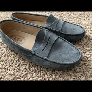 Tod’s Gray Suede Driving Loafers
